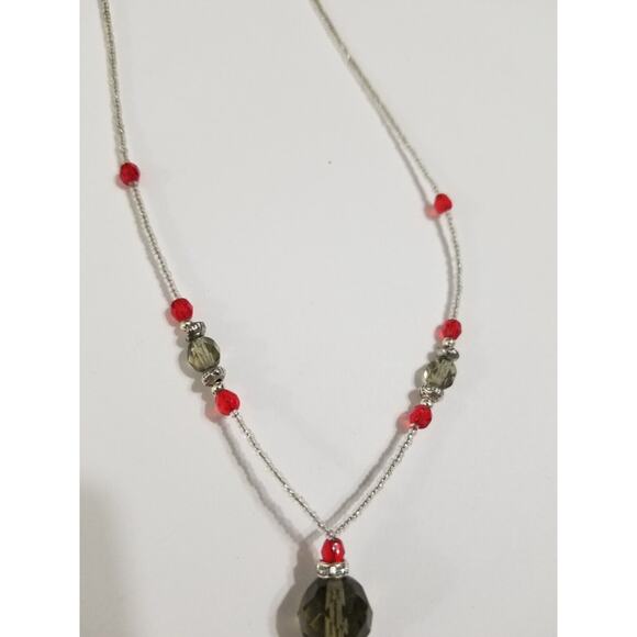 Red beaded seventeen inch silvertone necklace with 2" ex. and 2" drope b94* - Picture 3 of 6